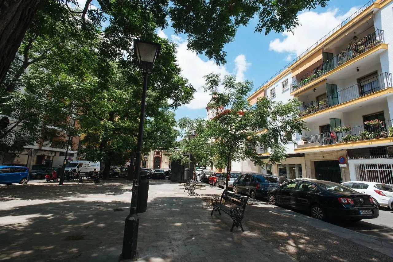 Charming Terrace - Sunny Chill Out Terrace Apartment Seville